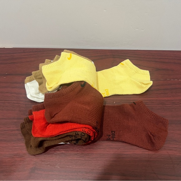 Nike Everyday, Lightweight, No Show Socks, 6 Pack - Picture 7 of 11